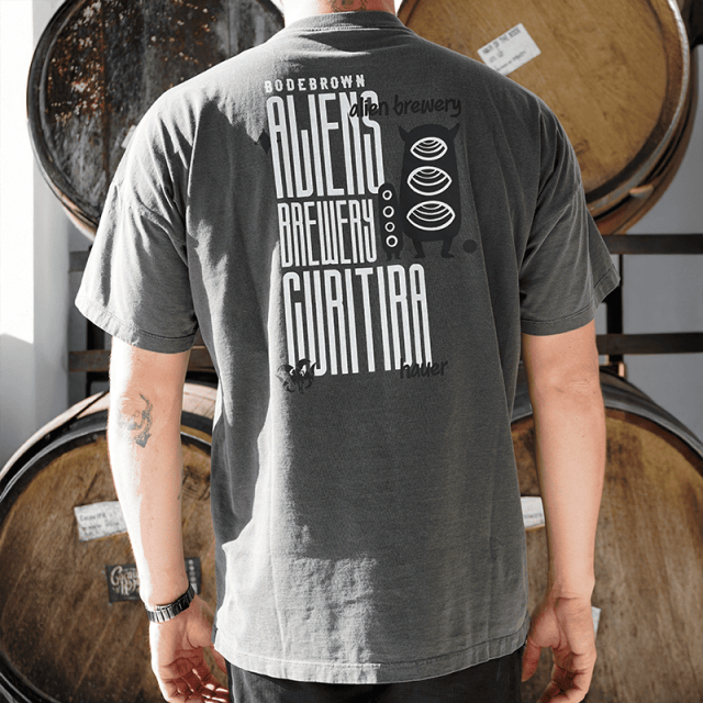 Camiseta Bodebrown Aliens Brewing - Chumbo